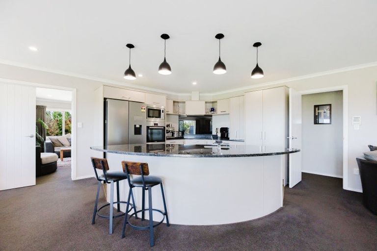 Photo of property in 21 Kyle Road, Waipukurau, 4281