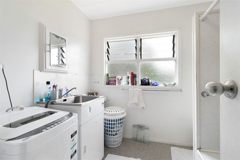 Photo of property in 2/60 Gardner Avenue, New Lynn, Auckland, 0600