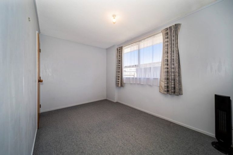 Photo of property in 2/6 Glamis Avenue, Bell Block, New Plymouth, 4312