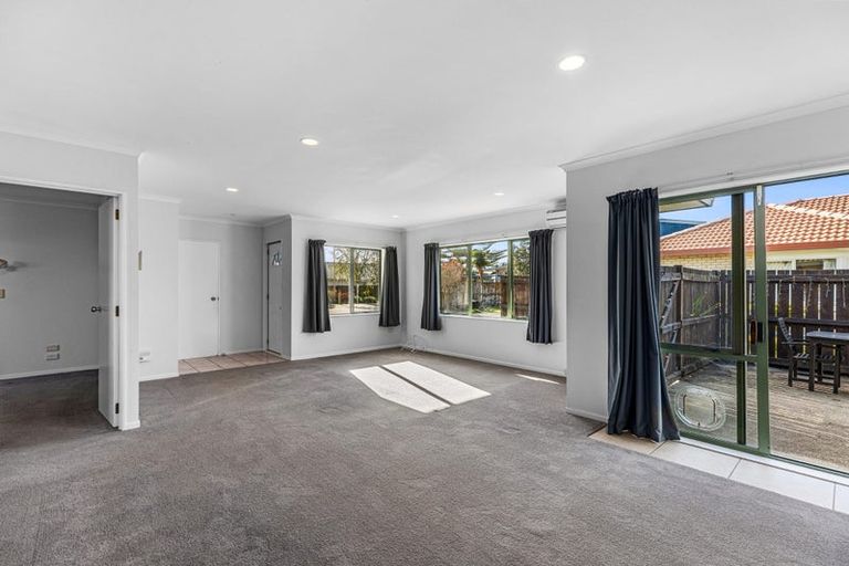 Photo of property in 22 Longstead Avenue, Papamoa Beach, Papamoa, 3118