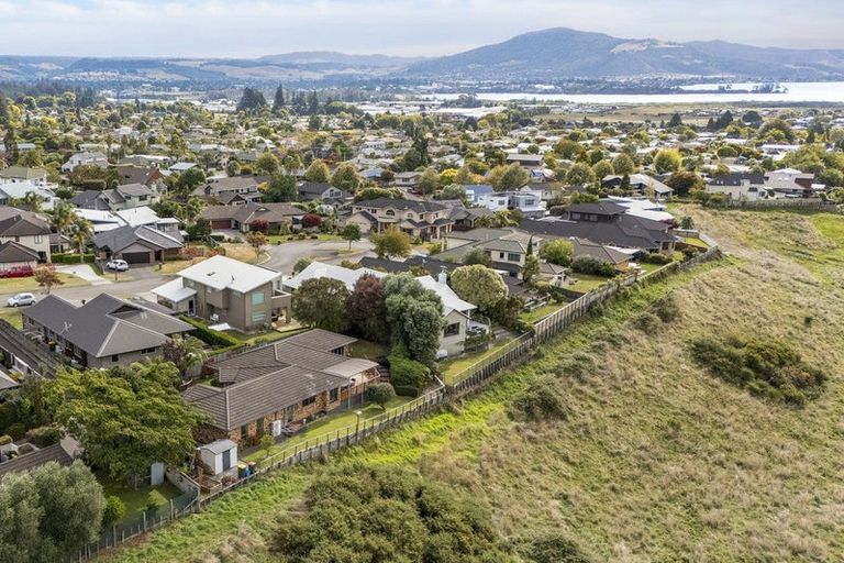 Photo of property in 9 Devoy Drive, Owhata, Rotorua, 3010