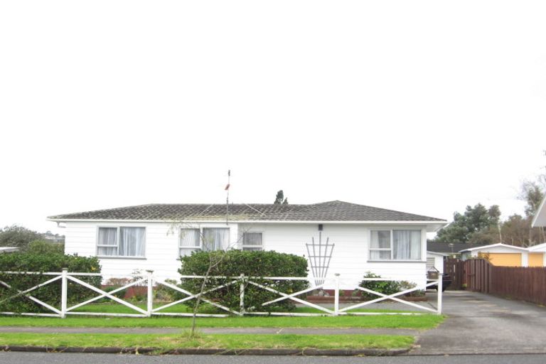 Photo of property in 126 Pigeon Mountain Road, Half Moon Bay, Auckland, 2012