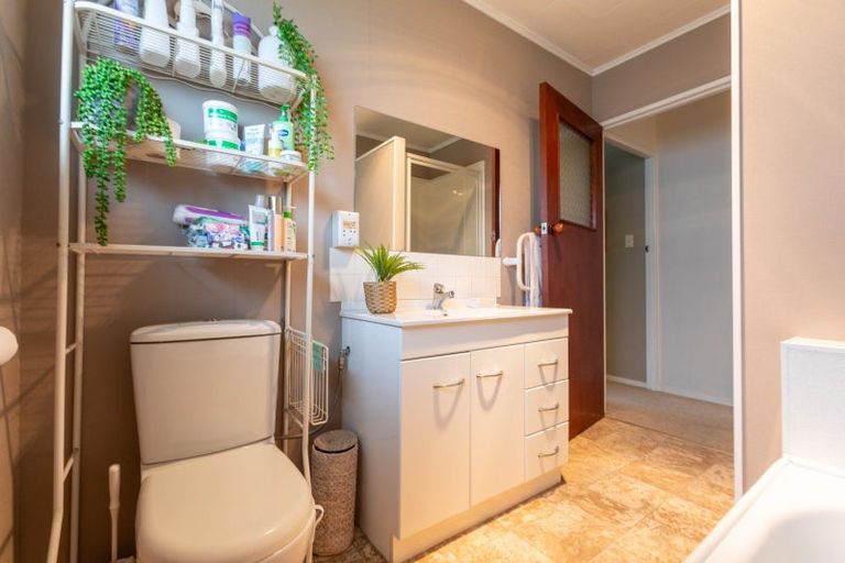 Photo of property in 39c Burns Street, Dannevirke, 4930