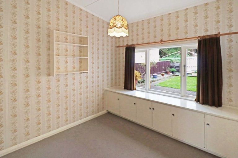 Photo of property in 28 Luxford Street, Berhampore, Wellington, 6023