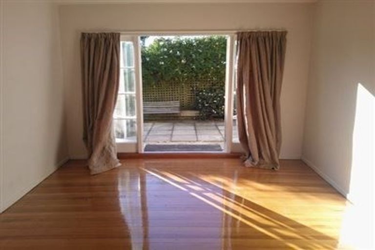 Photo of property in 1/114 Idris Road, Bryndwr, Christchurch, 8052