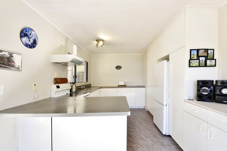 Photo of property in 16 Lord Rutherford Road North, Brightwater, 7022