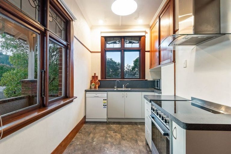 Photo of property in 32 Magnetic Street, Port Chalmers, 9023