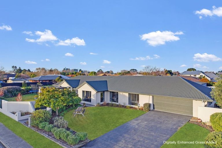 Photo of property in 1 Appleton Place, Woodend, 7610