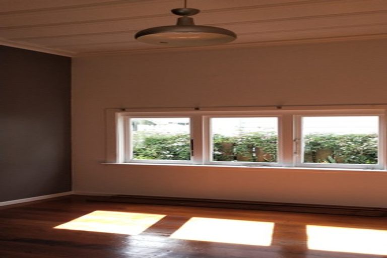 Photo of property in 8 Evelyn Street, Eden Terrace, Auckland, 1021