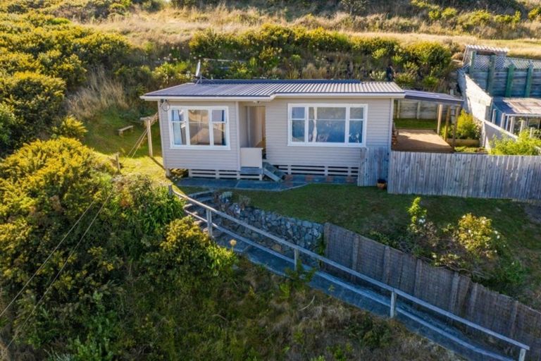 Photo of property in 12 Owhiti Street, Titahi Bay, Porirua, 5022