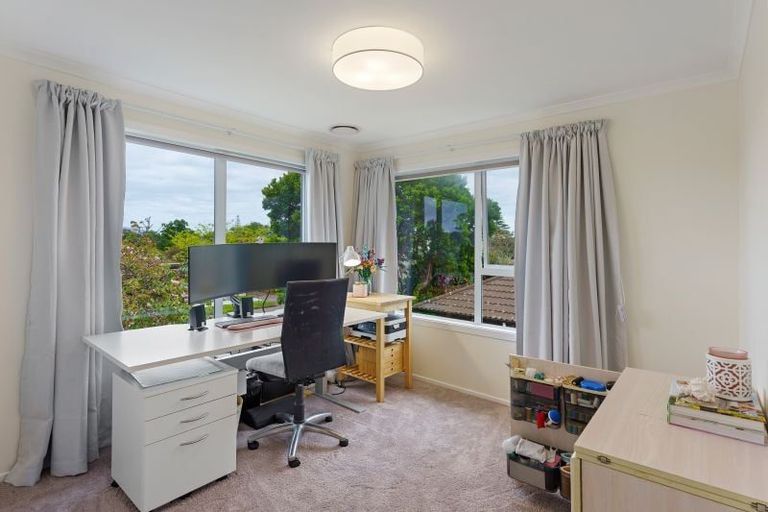 Photo of property in 10 Nimmo Avenue, Waikanae, 5036