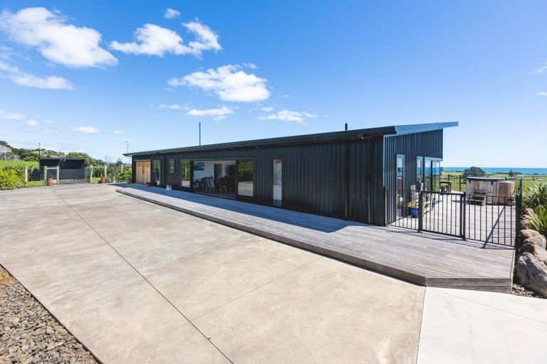 Photo of property in 574 Mokau Road, Mimi, Urenui, 4377