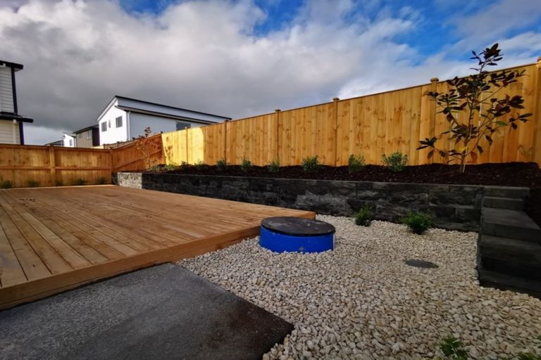 Photo of property in 41 Myland Drive, Hobsonville, Auckland, 0616