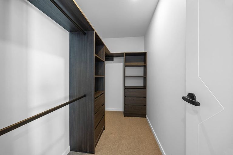 Photo of property in 2 Laurel Drive, Rosehill, 2113