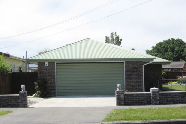 Photo of property in 11 Marshall Street, Woolston, Christchurch, 8023