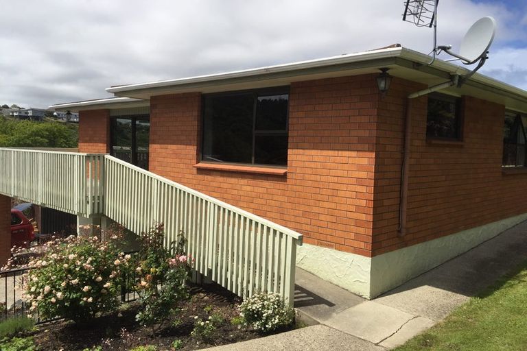 Photo of property in 81 Glenross Street, Glenross, Dunedin, 9011