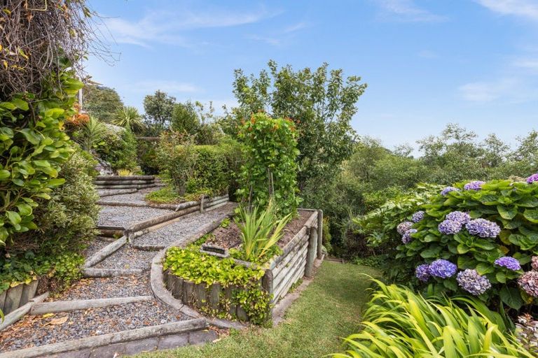 Photo of property in 90 Churchill Drive, Taradale, Napier, 4112