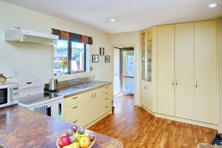 Photo of property in 8 Quebec Place, Wainoni, Christchurch, 8061