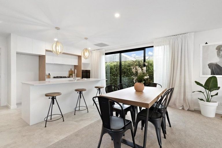 Photo of property in 14 Cheltenham Road, Lower Shotover, Queenstown, 9304