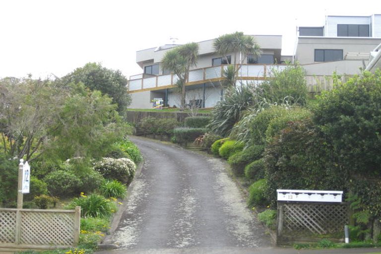 Photo of property in 12b Parris Street, Moturoa, New Plymouth, 4310