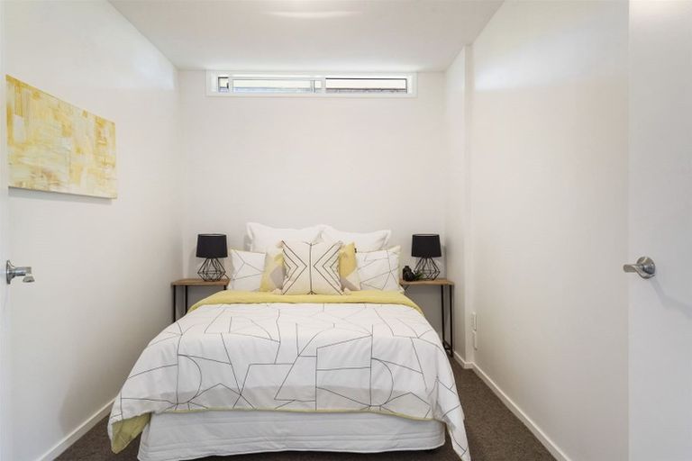 Photo of property in 39 Aberdeen Road, Castor Bay, Auckland, 0620