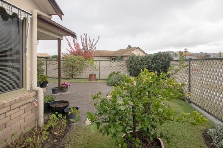 Photo of property in 15 Beaufort Mews, Taradale, Napier, 4112