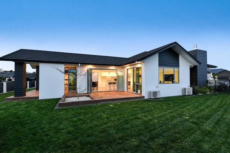 Photo of property in 18 Batten Drive, Flagstaff, Hamilton, 3210