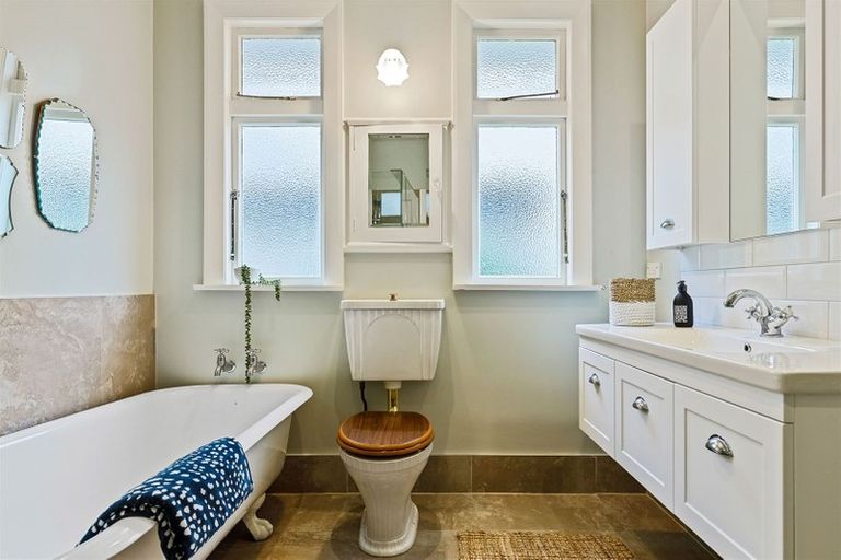 Photo of property in 133 Deans Avenue, Riccarton, Christchurch, 8011