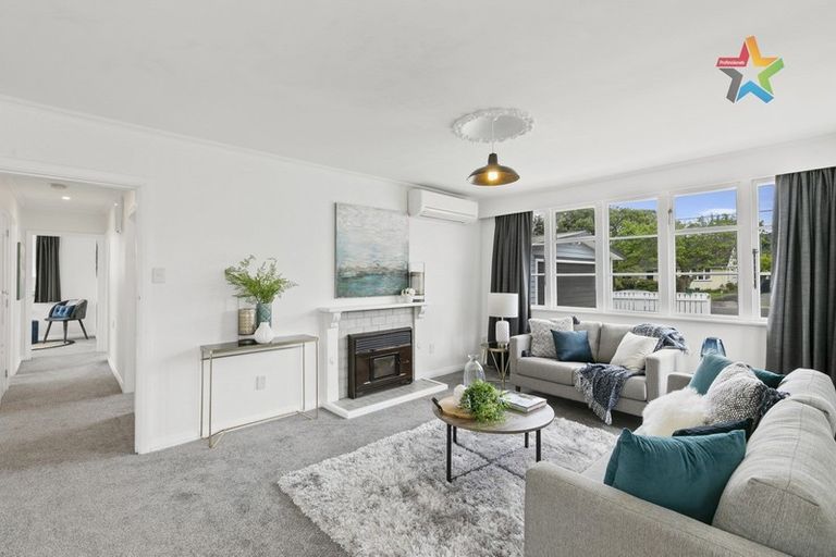 Photo of property in 306a Oxford Terrace, Avalon, Lower Hutt, 5011