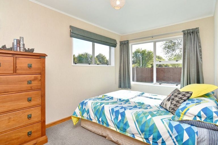 Photo of property in 10b Karlaw Place, Parklands, Christchurch, 8083