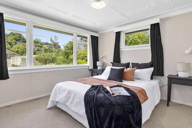 Photo of property in 10 Bonnington Street, Normanby, Dunedin, 9010