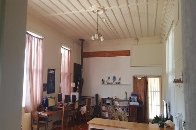 Photo of property in 19 Bedford Street, Patea, 4520