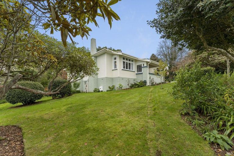 Photo of property in 11 Hill Street, Eltham, 4322