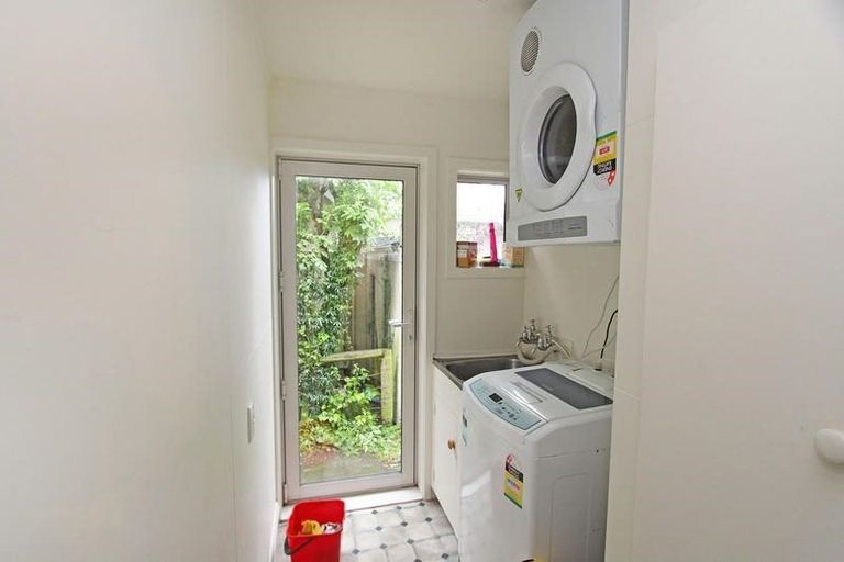 Photo of property in 38 Bank Street, North East Valley, Dunedin, 9010