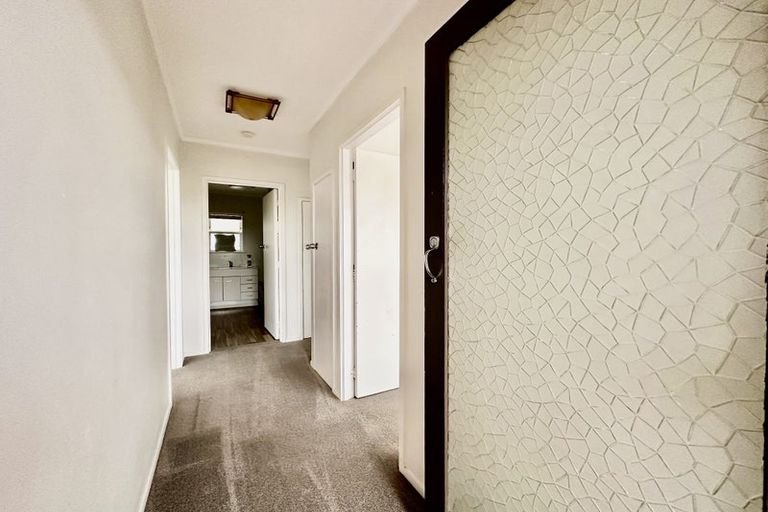 Photo of property in 4/155 Shakespeare Road, Milford, Auckland, 0620