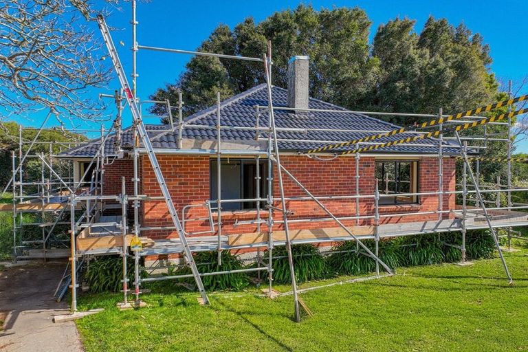 Photo of property in 32 Larsen Street, Otara, Auckland, 2025