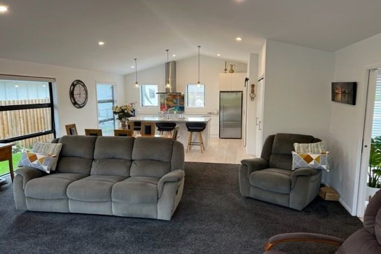 Photo of property in 14 Nelson Lane, Omokoroa, 3114