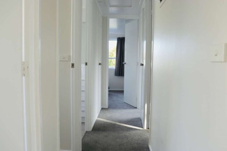 Photo of property in 14 Chantal Place, Red Hill, Papakura, 2110