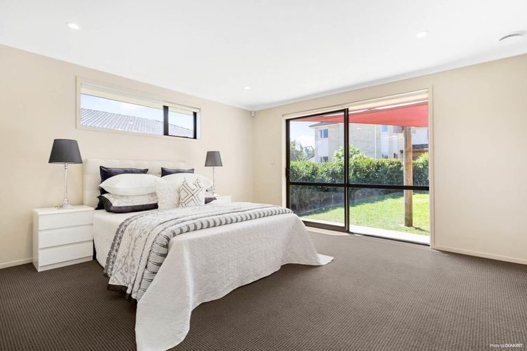 Photo of property in 3 Ohau Court, Fairview Heights, Auckland, 0632