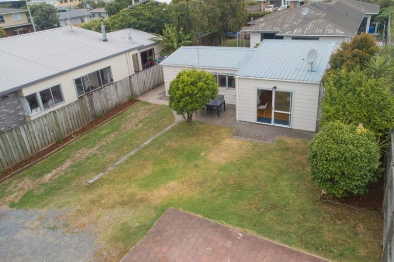 Photo of property in 1208b Papamoa Beach Road, Papamoa Beach, Papamoa, 3118