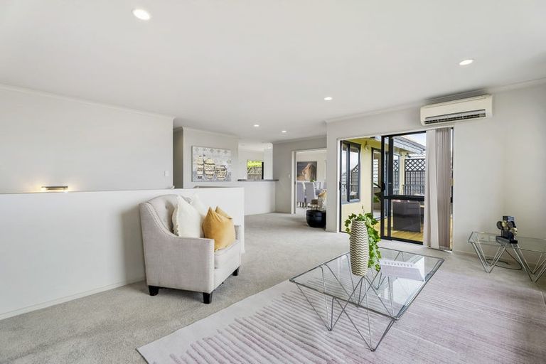 Photo of property in 121 Alec Craig Way, Gulf Harbour, Whangaparaoa, 0930