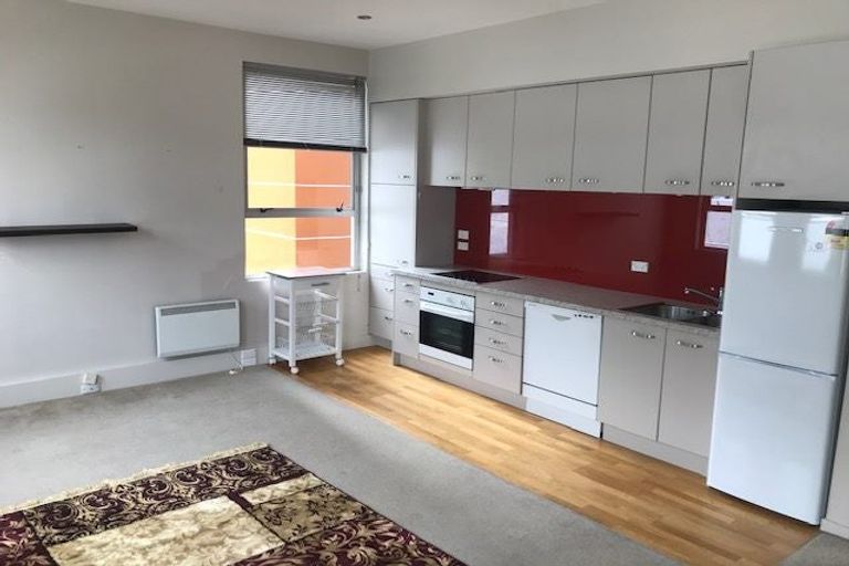 Photo of property in Molesworth House, 402/101 Molesworth Street, Thorndon, Wellington, 6011