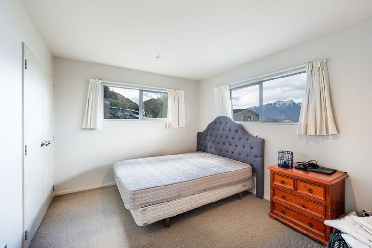 Photo of property in 36b Avalon Crescent, Fernhill, Queenstown, 9300