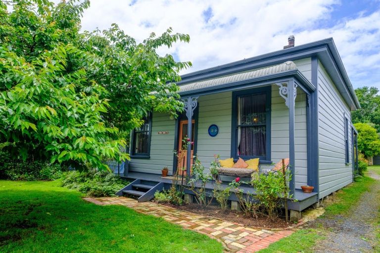 Photo of property in 25 Oioi Street, Owhango, 3990