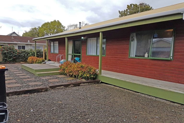 Photo of property in 35 Morris Street, Hokowhitu, Palmerston North, 4410