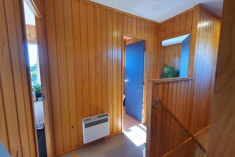 Photo of property in 28 Hollinger Place, Nawton, Hamilton, 3200