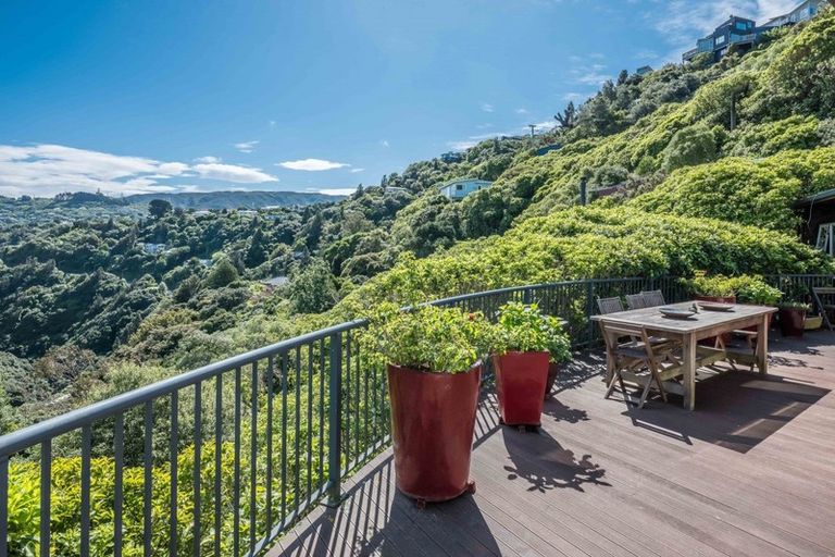 Photo of property in 79 Old Porirua Road, Ngaio, Wellington, 6035