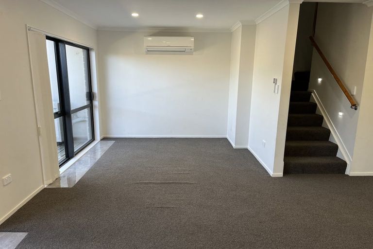 Photo of property in 9/30 Calvert Avenue, Mangere East, Auckland, 2024
