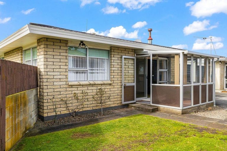 Photo of property in 4/234 Heads Road, Gonville, Whanganui, 4501