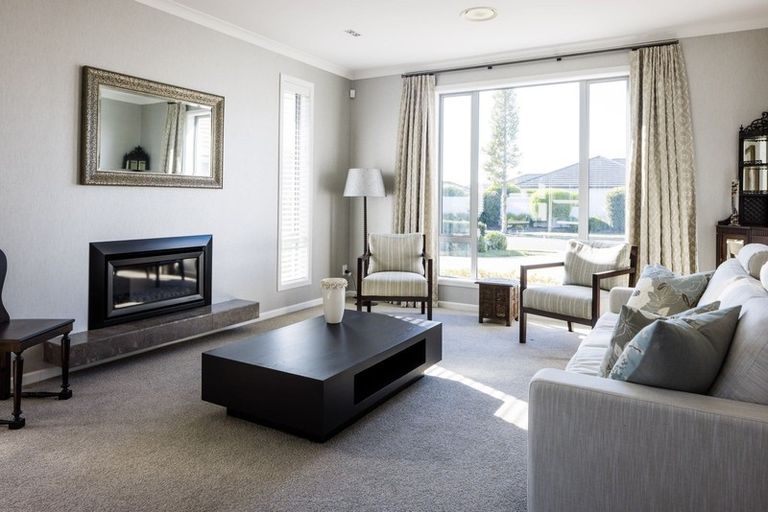 Photo of property in 17 Amokura Crescent, Flagstaff, Hamilton, 3210